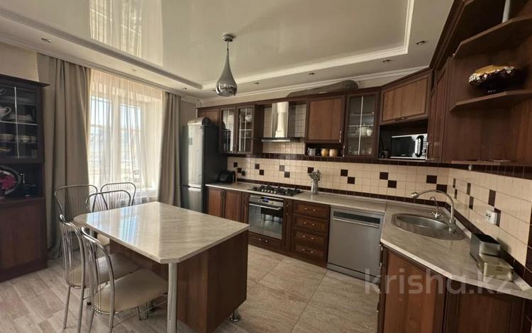 5-бөлмелі пәтер · 180 м² · 1/9 қабат, 5-й микрорайон, бағасы: 80 млн ₸ в Костанае — фото 2