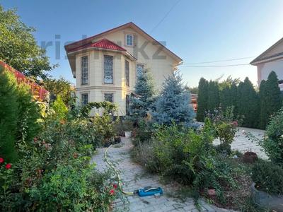 Отдельный дом · 5 комнат · 190 м² · 7 сот., мкр Думан-1 за 210 млн ₸ в Алматы, Медеуский р-н