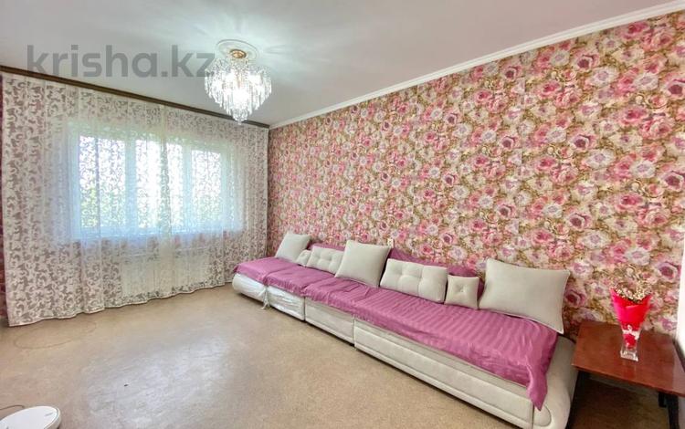 3-комнатная квартира · 72 м² · 6/9 этаж, мкр Аксай-2 56 за 45.5 млн ₸ в Алматы, Ауэзовский р-н — фото 4