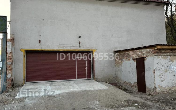 Свободное назначение, офисы, склады, азс, автосервисы и автомойки, общепит, салоны красоты, сельское хозяйство, бани, гостиницы и зоны отдыха, фитнес и спорт, медцентры и аптеки, образование, развлечения, конференц-залы, кабинеты и рабочие места, студии · 550 м² за 500 000 〒 в Темиртау — фото 2