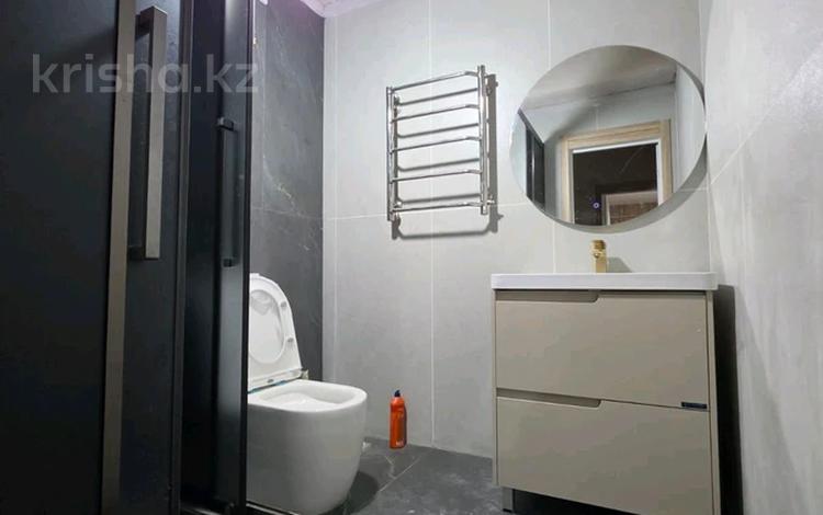 2-бөлмелі пәтер · 56 м² · 7/8 қабат, Микрорайон 4 61/1, бағасы: 20 млн ₸ в Конаеве — фото 2