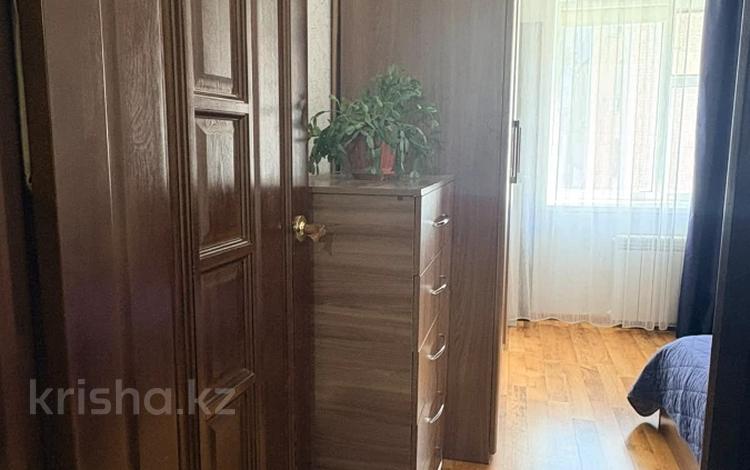 3-бөлмелі пәтер · 57 м² · 7/9 қабат, 2 ш/а., Алия Молдагулова, бағасы: 17.5 млн ₸ в Актобе, мкр 8 — фото 2
