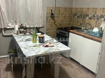 Отдельный дом · 4 комнаты · 95 м² · 10 сот., Достык 18 б 18 за 17 млн ₸ в Таразе