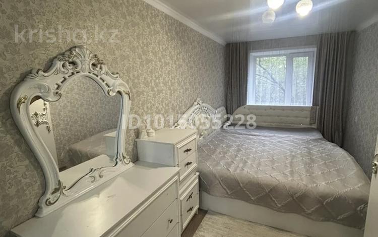 2-комнатная квартира · 45 м² · 3/5 этаж, мкр Юго-Восток, 27й микрорайон 8 — Район Каргу за 200 000 ₸ в Караганде, Казыбек би р-н — фото 2