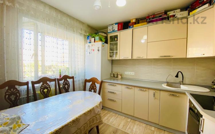 3-комнатная квартира · 75 м² · 4/9 этаж, азербаева 4 за 32.5 млн ₸ в Астане, Алматы р-н — фото 2