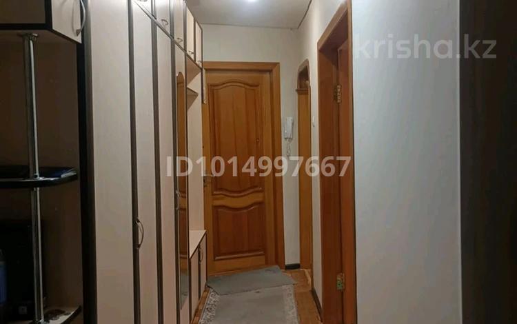 3-бөлмелі пәтер · 64 м² · 5/10 қабат, торайгырова 117, бағасы: 26 млн ₸ в Павлодаре — фото 2