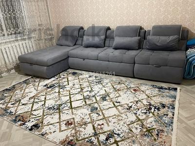 Продажа квартир в Карагандинской обл.: 2-комнатная квартира, 54 м², 8/9 этаж, мкр Юго-Восток, Мкр Орбита 33 — Пересечение республики-сарыарка за 20 млн 〒 2-комнатная квартира, 54 м², 8/9 этаж, мкр Юго-Восток, Мкр Орбита 33 — Пересечение республики-сарыарка за 20 млн 〒 в Караганде, Казыбек би р-н