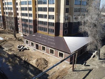 Еркін, дүкендер мен бутиктер, қоғамдық тамақтану орны, сұлулық салондары, медорталықтар мен дәріханалар, білім орталықтары, ойын-сауық · 410 м², бағасы: 125 млн ₸ в Уральске