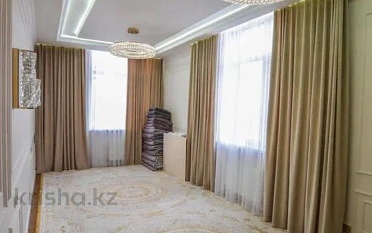 2-бөлмелі пәтер · 63 м² · 13/17 қабат, Нажмеденова 29/1, бағасы: 37 млн ₸ в Астане, Сарайшык р-н — фото 2