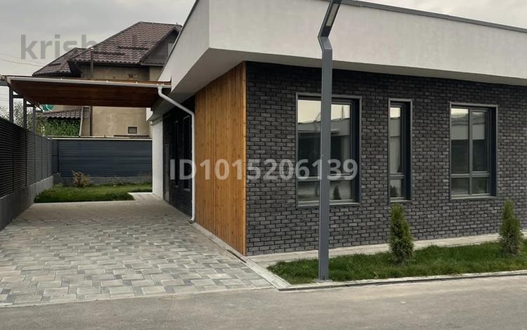 Отдельный дом · 3 комнаты · 106 м² · 3.3 сот., Атамура 1/1 за 66 млн ₸ в Туздыбастау (Калинино) — фото 2