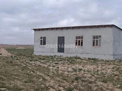 Жер телімі · 8 сотық, мкр Арай-2 — Шаңырак арай жақтағы мостан тускенде биринши поворот еки участок, бағасы: 10 млн ₸ в Таразе