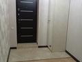 2-бөлмелі пәтер · 58 м² · 2/2 қабат, Санырык батыра — Между школами Байтурсынова и новой школой, бағасы: 15 млн ₸ в Каратау