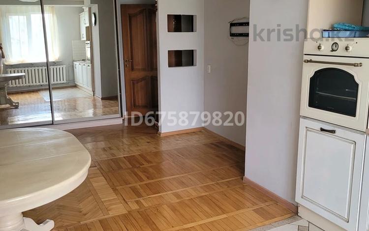2-бөлмелі пәтер · 73 м² · 4/9 қабат, Муканова 245, бағасы: 375 000 ₸ в Алматы, Алмалинский р-н — фото 2