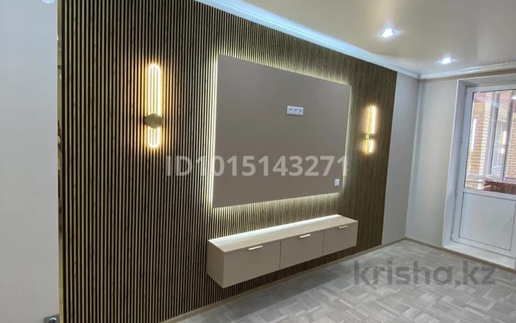 2-комнатная квартира · 70 м² · 9/9 этаж, Самал 84 за 22 млн ₸ в Уральске — фото 2