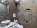 2-комнатная квартира · 82 м² · 9/12 этаж, 17-й мкр 48 за 300 000 ₸ в Актау — фото 15