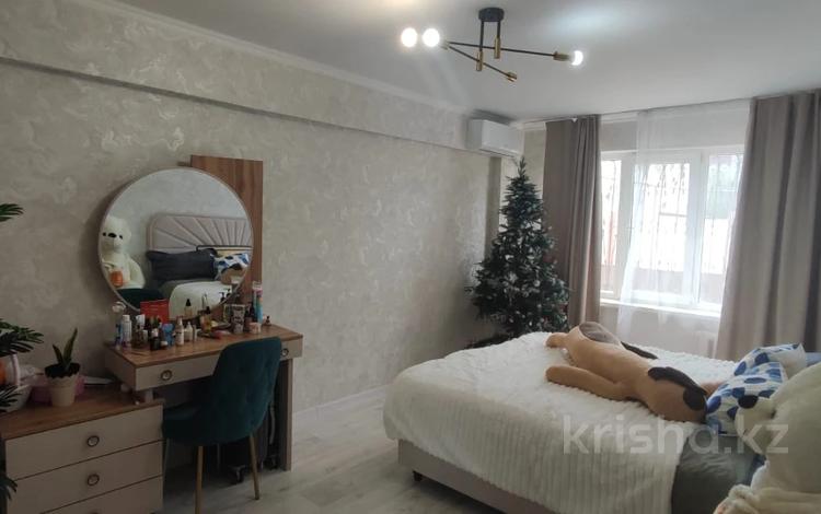 3-комнатная квартира · 59.1 м² · 1/5 этаж, мкр Привокзальный 3а 51а за 20 млн ₸ в Атырау, мкр Привокзальный-3А — фото 2