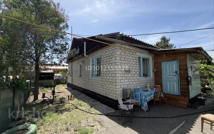 Отдельный дом · 4 комнаты · 80 м² · 10 сот., Казахстанская 80 — Магазин Нияз за 15 млн ₸ в Талдыкоргане, военный городок Улан — фото 2