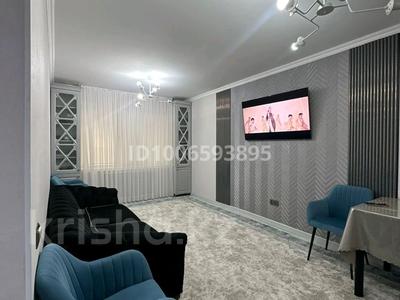 2-комнатная квартира · 45 м² · 1/5 этаж, мкр Салтанат за 16.5 млн 〒 в Таразе