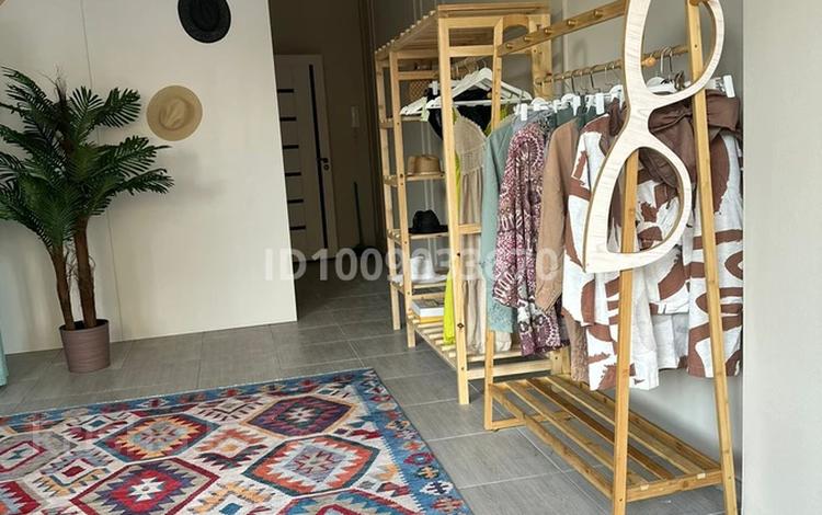 Магазины и бутики · 40 м² за 180 000 ₸ в Алматы, Алмалинский р-н — фото 9