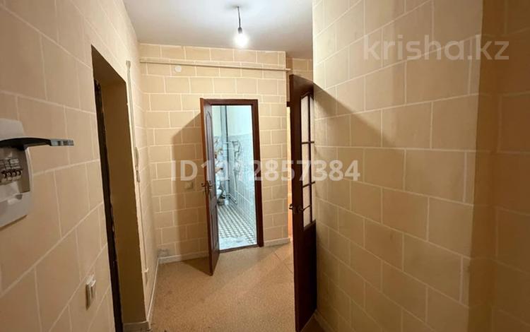1-комнатная квартира · 43 м² · 2/5 этаж, мкр Улы Дала — Конец Сулейменова за 12.5 млн ₸ в Таразе — фото 2