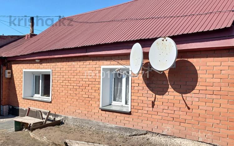 Отдельный дом · 3 комнаты · 64 м² · 215 сот., Переулок Сенной — Район Квазар за 25 млн ₸ в Павлодаре — фото 3