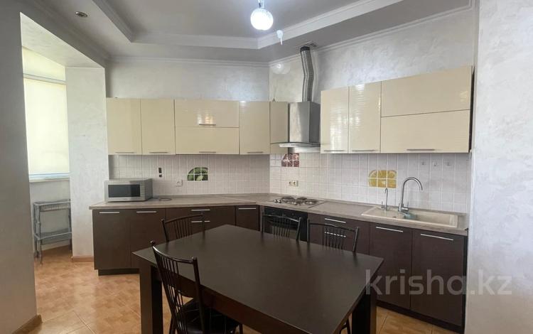 3-бөлмелі пәтер · 110 м² · 9/15 қабат, Навои 60, бағасы: 70 млн ₸ в Алматы, Ауэзовский р-н — фото 8