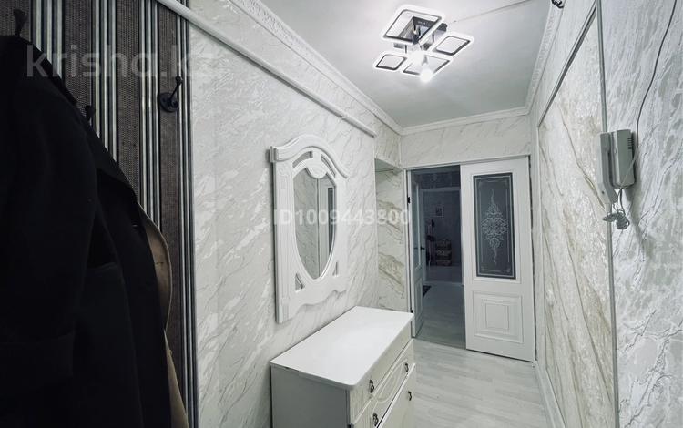 2 бөлме · 45 м² · 2/5 қабат, Самал ш/а. 48 — Рядом остановка Молочный кухня, бағасы: 50 000 ₸ в Таразе, мкр Самал — фото 2