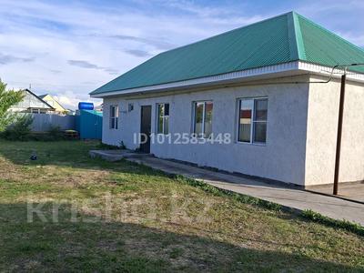 Жеке үй · 3 бөлме · 75 м², 13 микрорайон 45 — 13 микрорайон, бағасы: 120 000 ₸ в Аксае