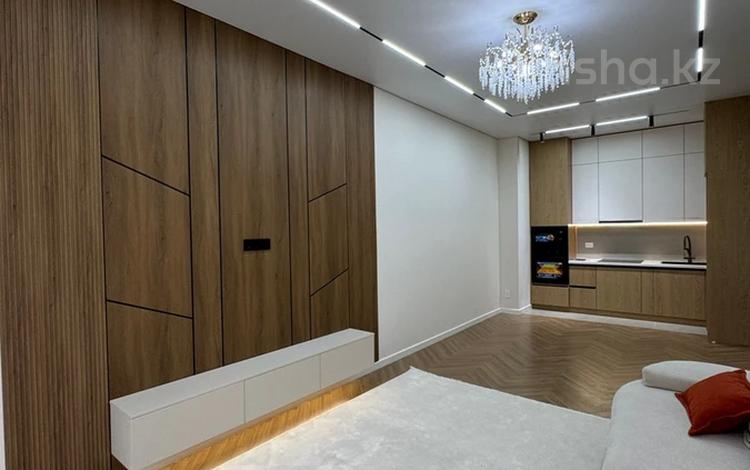 2-бөлмелі пәтер · 62 м² · 12 қабат, Аль-Фараби 103 и 105 — Ходжанова, бағасы: 78 млн ₸ в Алматы, Бостандыкский р-н — фото 2