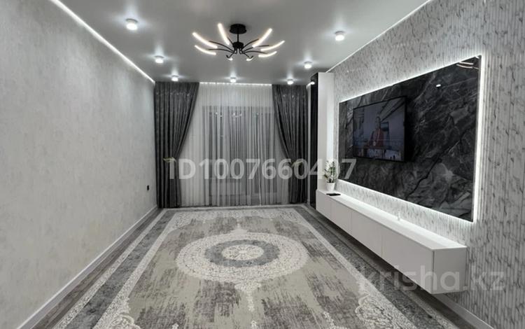 3-бөлмелі пәтер · 83 м² · 6/9 қабат, мкр. Алтын орда 200а, бағасы: 37 млн ₸ в Актобе — фото 2