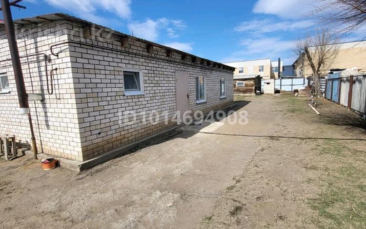 Часть дома · 4 комнаты · 130 м² · 8 сот., Школьная 5/1 за 13.5 млн ₸ в Бестамак — фото 2