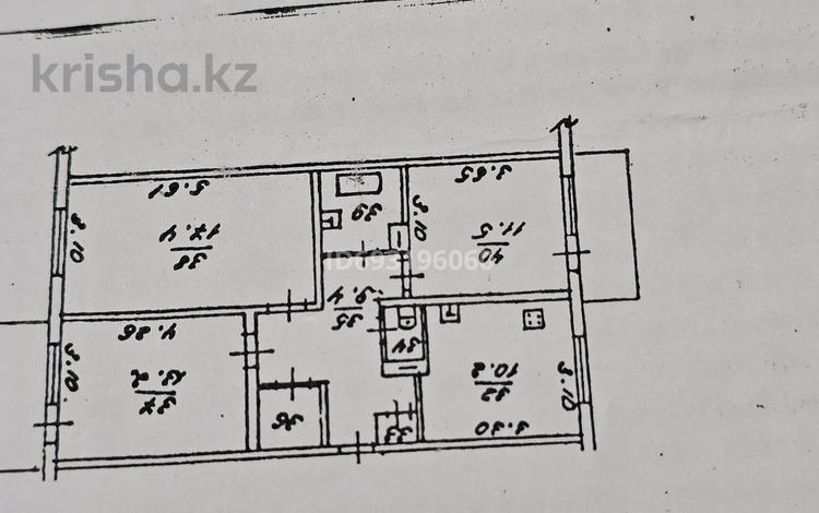 3-комнатная квартира, 71.7 м², 5/5 этаж, мкр Калкаман-2, базарбай Жуманиязова 3 за 28 млн 〒 в Алматы, Наурызбайский р-н — фото 2