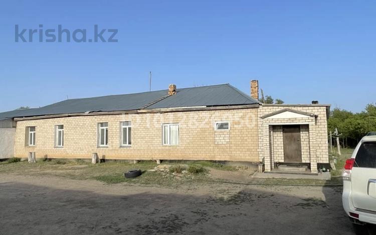 Отдельный дом · 6 комнат · 300 м² · 20 сот., Центральный 16/1 — Актайлак за 13 млн ₸ в Жанаарка — фото 2