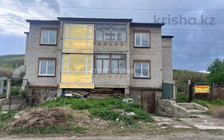 Отдельный дом · 4 комнаты · 200 м² · 10 сот., Такежанова 11 за 34 млн ₸ в Усть-Каменогорске — фото 2