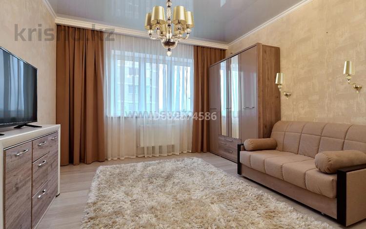2-комнатная квартира, 24 м², 4/5 этаж посуточно, Айбергенова за 8 000 〒 в Шымкенте, Аль-Фарабийский р-н — фото 13