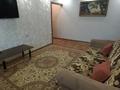 3-бөлмелі пәтер · 60 м² · 1/5 қабат, Азаттык 68 — Атамбаева, бағасы: 15 000 ₸ в Атырау, мкр Жилгородок — фото 3