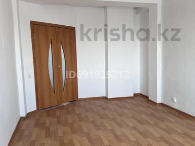 2-бөлмелі пәтер, 65 м², 9/10 қабат, мкр. Зачаганск пгт, Монкеулы 108/5, бағасы: 20.5 млн 〒 в Уральске, мкр. Зачаганск пгт