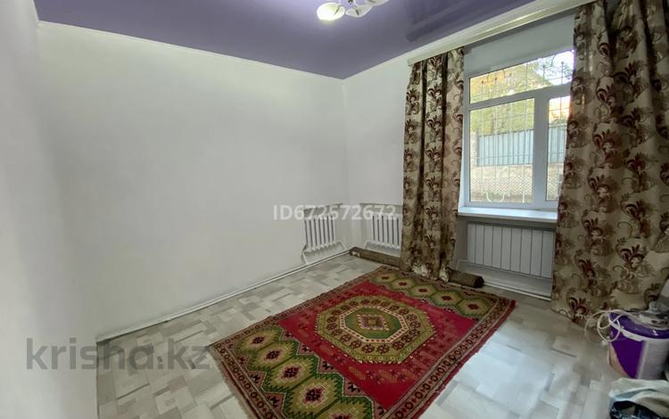 2-бөлмелі пәтер · 48.3 м² · 1/2 қабат, Амралина 23 — Военкомат, центральный рынок, бағасы: 10 млн ₸ в Жезказгане — фото 9