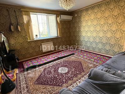 2-комнатная квартира · 56 м² · 4/5 этаж, мкр Акжайык, Тулеметова 69/5 за 23 млн ₸ в Шымкенте, Абайский р-н