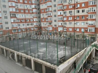 4-бөлмелі пәтер · 130 м² · 3/9 қабат, мкр Нурсая, Таумуш Жумагалиев 15, бағасы: 53 млн ₸ в Атырау