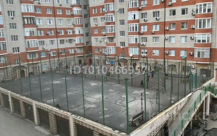 4-бөлмелі пәтер · 130 м² · 3/9 қабат, мкр Нурсая, Таумуш Жумагалиев 15, бағасы: 53 млн ₸ в Атырау — фото 2