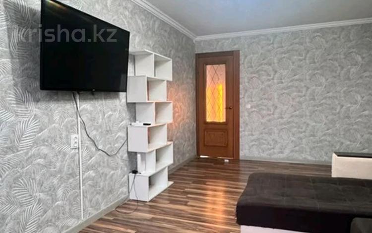 2-комнатная квартира · 54 м² · 5/5 этаж, 17 мкр 16 а — Мадлен за 160 000 ₸ в Шымкенте, Аль-Фарабийский р-н — фото 2