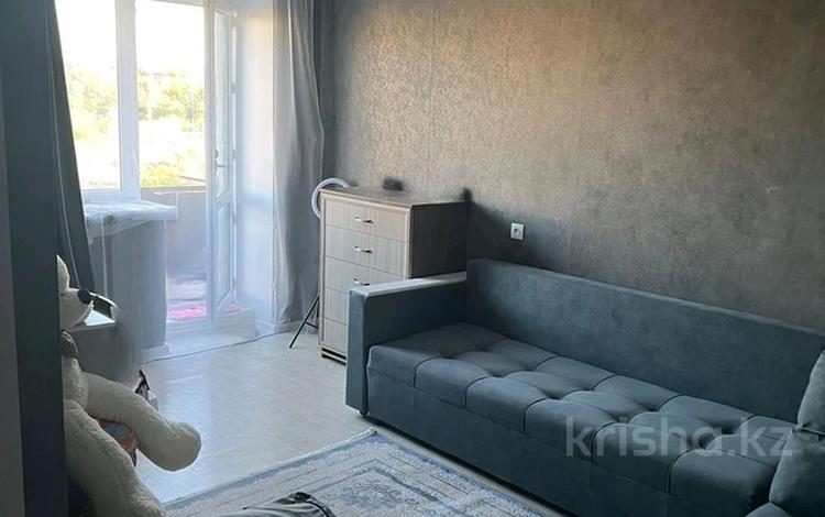 1-комнатная квартира · 31 м² · 5/5 этаж, Бирюзова 9 за 110 000 ₸ в Караганде — фото 2
