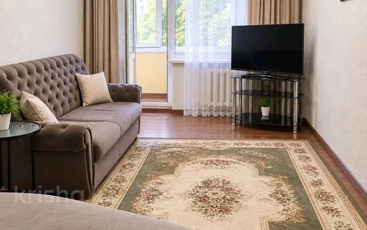 2-бөлмелі пәтер · 44 м² · 2/5 қабат, Ихсанова — 21 школа, бағасы: 15.5 млн ₸ в Уральске, мкр Школьник — фото 2
