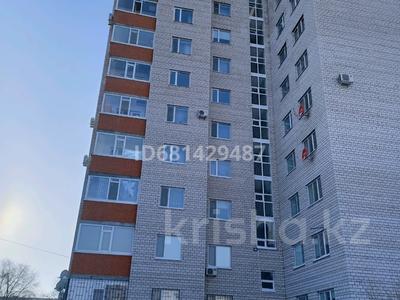 2-комнатная квартира, 56.3 м², 3/10 этаж, Есет-батыра за 24 млн 〒 в Актобе