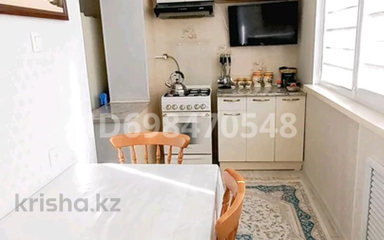 3-бөлмелі пәтер · 80 м² · 4/4 қабат, 15-й мкр 32, бағасы: 28 млн ₸ в Актау — фото 18