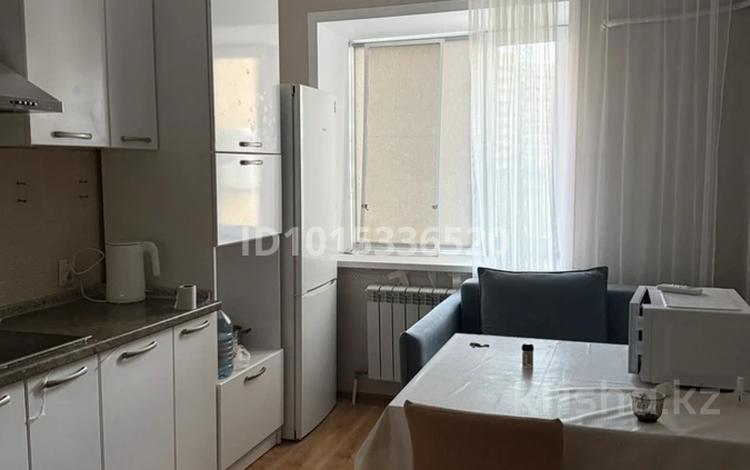 1-комнатная квартира · 38 м² · 5/16 этаж, Мангилик ел 17 за 260 000 ₸ в Астане, Есильский р-н — фото 2