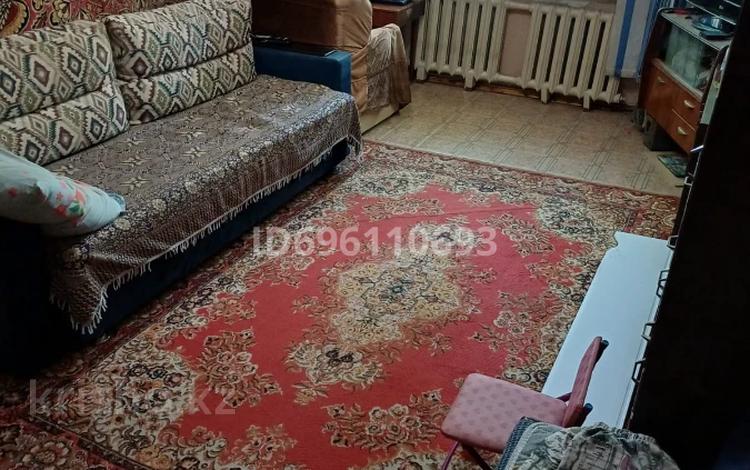 2-бөлмелі пәтер · 45 м² · 1/5 қабат, Азаттык 68Б, бағасы: 12 млн ₸ в Атырау — фото 2