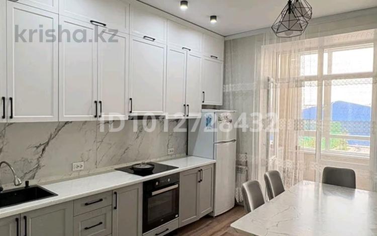 3-бөлмелі пәтер · 92 м² · 2/10 қабат, мкр Юго-Восток, Муканова 78 — Таттимбета, бағасы: 54 млн ₸ в Караганде, Казыбек би р-н — фото 2
