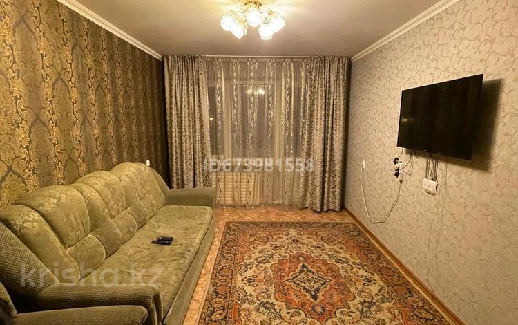 1-комнатная квартира · 35 м² · 6/9 этаж, Камзина 74 за 10 000 ₸ в Павлодаре — фото 2